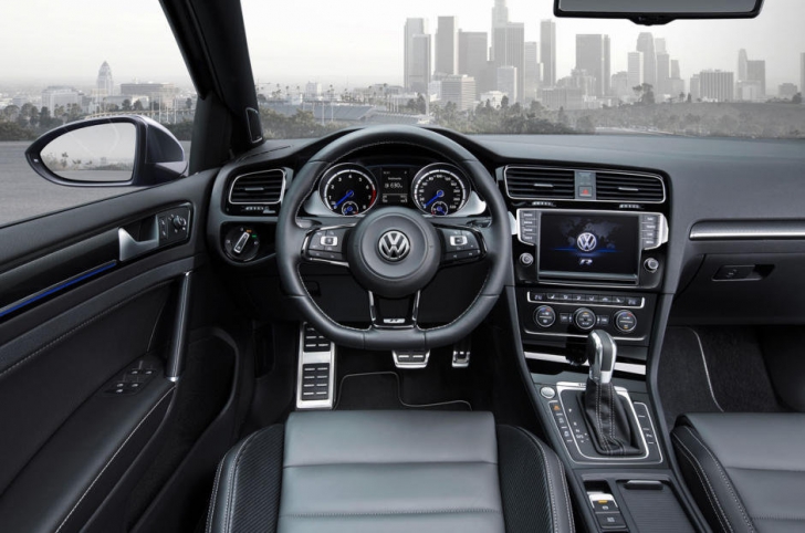 Volkswagen Golf R Variant: Cum arată noul Golf R Variant cu 300 CP