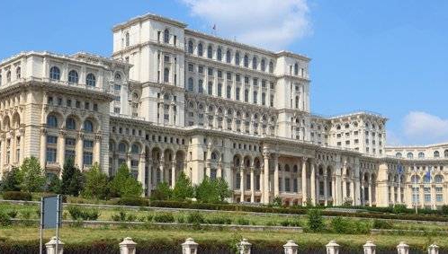 Parlamentul României, fără apă, timp de o zi! Peste 1.000 de angajați, lăsați fără soluții