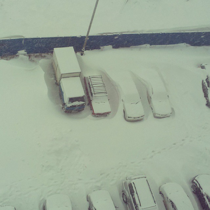 Furtuna de zăpadă a îngropat oraşe în Rusia