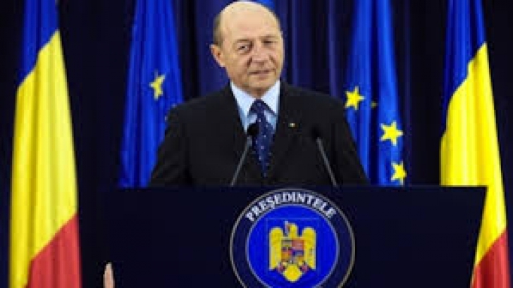 Băsescu a semnat decretele de numire în funcție a noilor miniștri