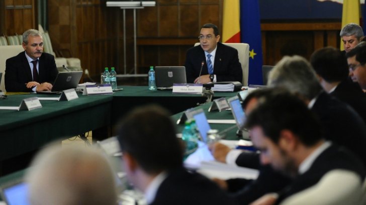 REMANIERE. 6 miniştri PĂRĂSESC Guvernul Ponta. Care va fi NOUA STRUCTURĂ a Executivului / Foto: gov.ro