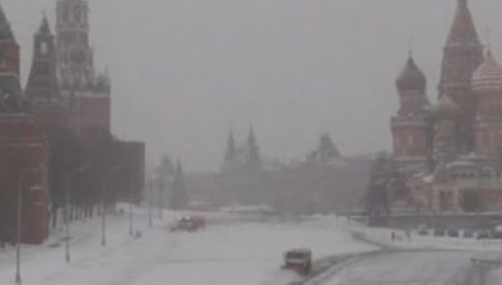 HAOS în Moscova, din cauze unei furtuni de zăpadă