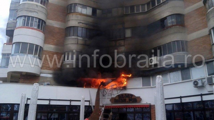 Explozie urmată de un incendiu, la Brăila. FOTO: infobrăila.ro