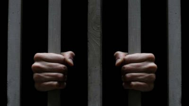 Un deținut care a evadat din închisoare a fost prins după doar două ore