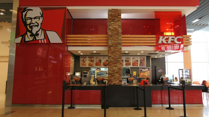De câți bani credeți că este nevoie pentru a deschide un restaurant KFC?