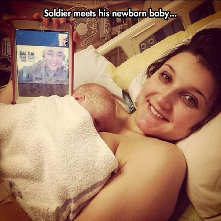 Ce a făcut această femeie cu bebeluşul ei la câteva SECUNDE dupa NAŞTERE. Medicii AU PLÂNS