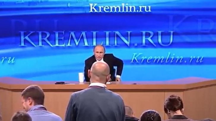 Preşedintele rus Vladimir Putin a glumit joi, în timpul conferinţei sale de presă anuale, pe seama unui jurnalist