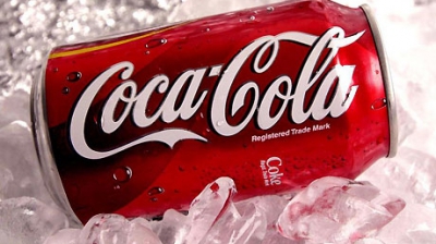 Ce se întâmplă dacă uiţi o doză de Cola în maşină, iarna