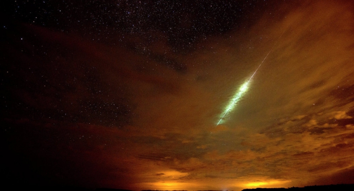 Meteorit deasupra Rusiei