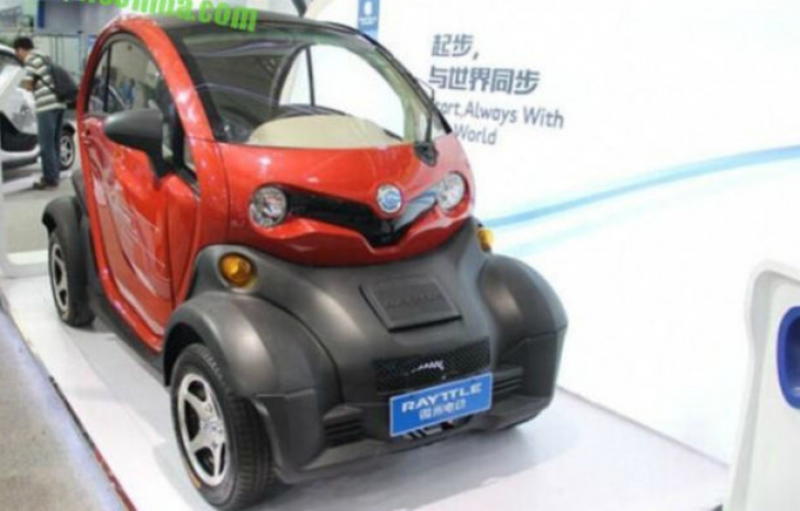 O nouă chinezărie: Cum arată clona chinezească a Renault Twizy