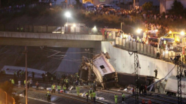 69 de RĂNIȚI, după o coliziune între DOUĂ TRENURI, în Brazilia