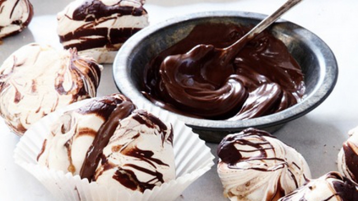 De ce ar trebui sa renunţi la ciocolata, îngheţată şi chips-uri?