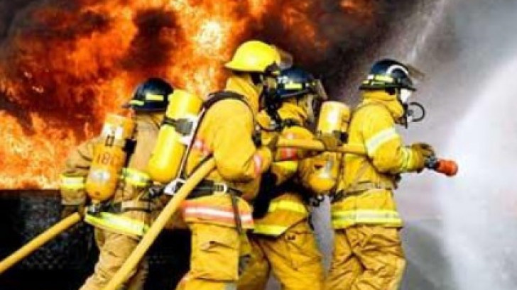 Tragedie fără margini! Doi copii au ars de vii în casă