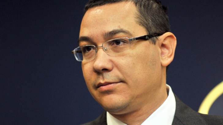 Ponta invită opoziţia la dialog pe tema revizuirii Constituţiei şi a sistemului electoral