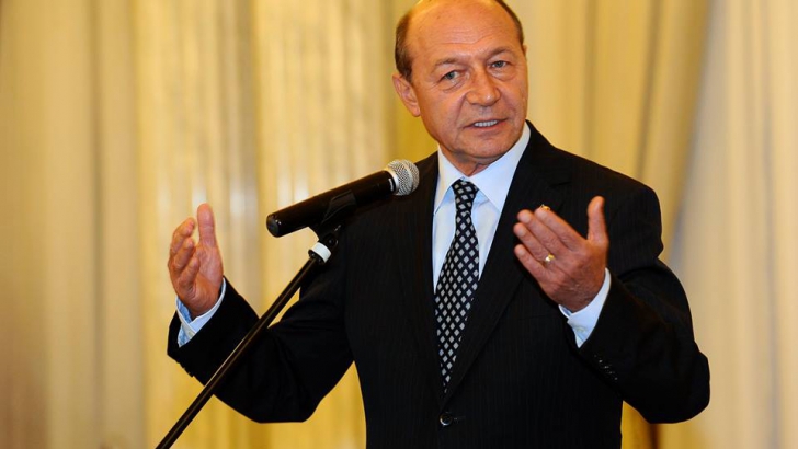 Alexandru Cumpănașu: Băsescu s-a descotorosit de Udrea