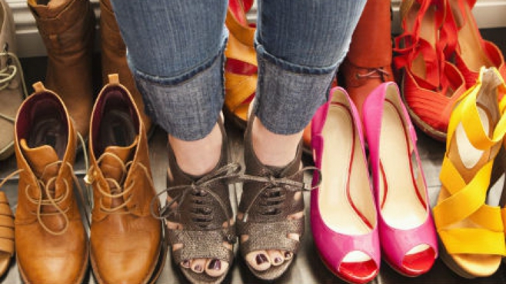 Ce se întâmplă dacă porţi aceeaşi pereche de pantofi în fiecare zi