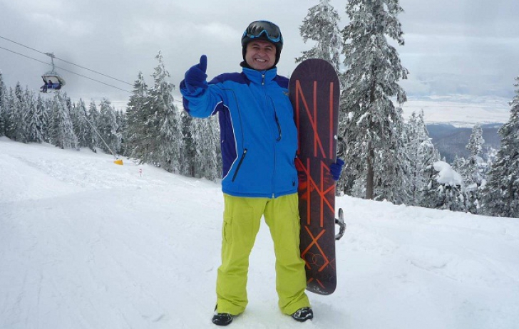 Costel Comana, pasionat de schi şi fotbal
