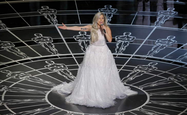 Lady Gaga, show incredibil la Oscar 2015. Momentul carierei!