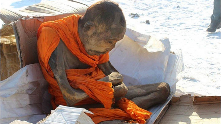 Cine ar fi fost călugărul mumificat descoperit în Mongolia