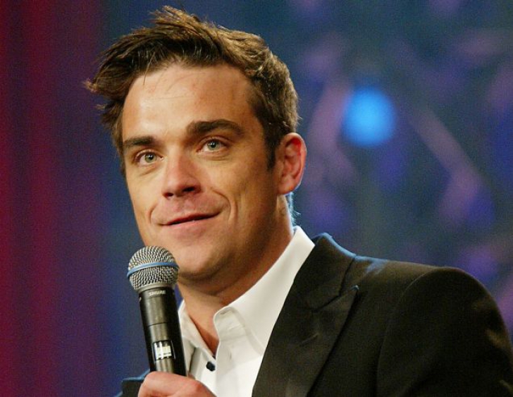 Robbie Williams provoacă isterie in internetul romanesc! 8000 de bilete, vandute in cateva minute