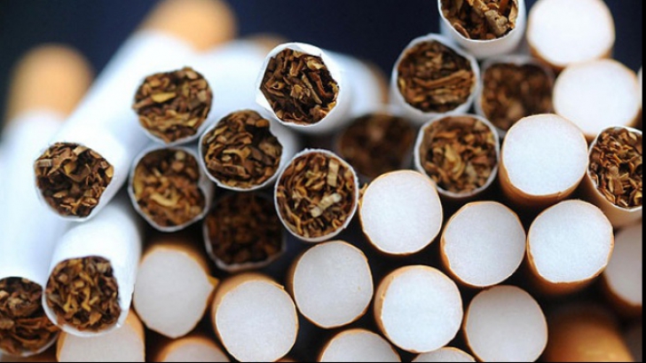 Peste 54.000 de țigarete de contrabandă, confiscate de polițiști! Infractorul, arestat preventiv