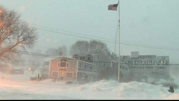 Locuitorii din Boston se confruntă cu o nouă furtună de zăpadă