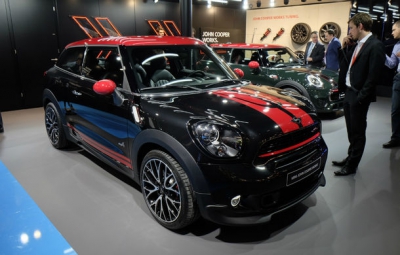 Noul Duster, Renault Kadjar, fotografii de colecţie cu toate SUV-urile de la Geneva