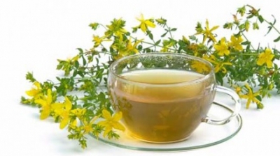Beneficiile spectaculoase ale ceaiului de sunătoare. De ce este bine să consumi o cană pe zi