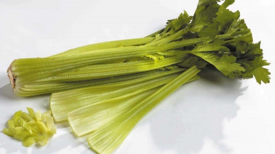 Slăbește ACUM cu dieta pe bază de țelină