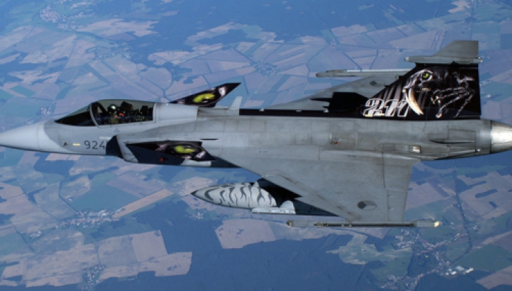 Cehia va livra Irakului 15 avioane de luptă