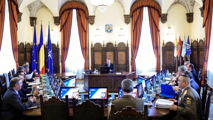 Klaus Iohannis a numit un nou secretar general al CSAT 