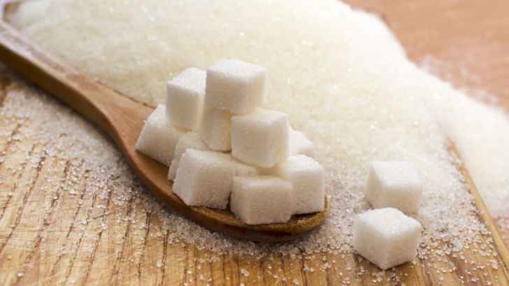 Marea Britanie introduce "taxa pe zahăr"