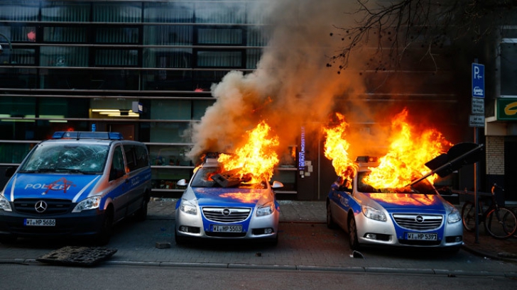 Proteste la inaugurarea sediului BCE