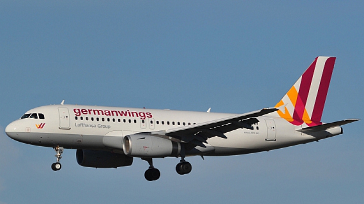 Sute de bucăți din trupurile neînsuflețite ale pasagerilor din avionul Germanwings, recuperate 