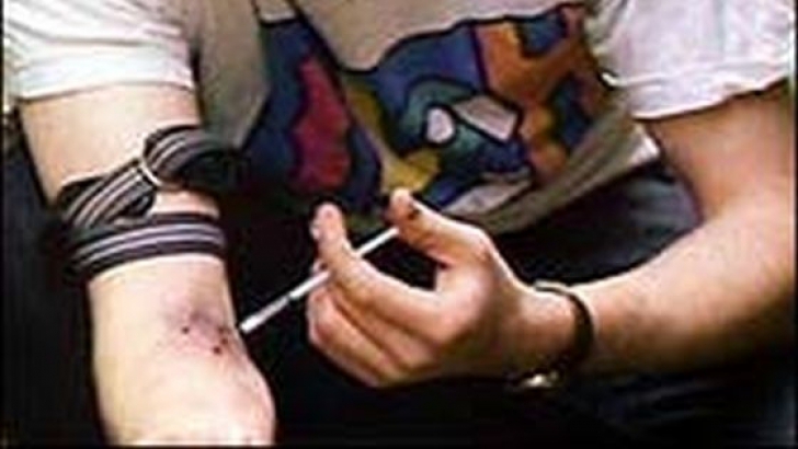 Decesele cauzate de supradoze de heroină, în creștere în SUA