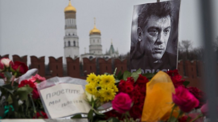 Asasinarea lui Nemțov: Cinci suspecți, prezentați unui tribunal din Mosova