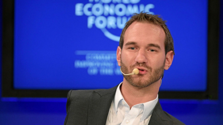 O viață împlinită în jumătate de trup. Povestea omului născut fără mâini și fără picioare