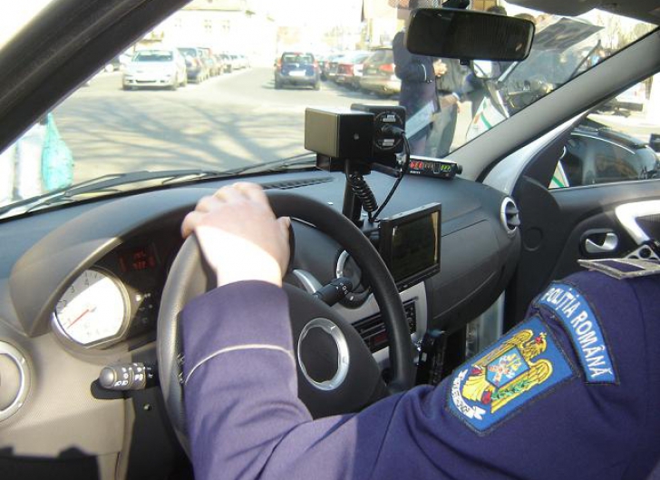 Veste bună pentru şoferi: poliţia rutieră nu mai foloseşte radarele fixe