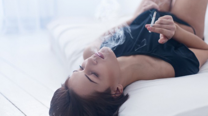Cum îți afectează fumatul somnul