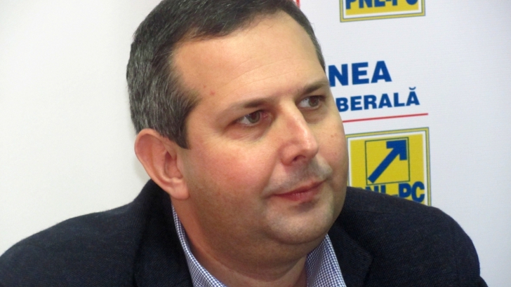 Deputatul Theodor Nicolescu, adus cu mandat la DNA