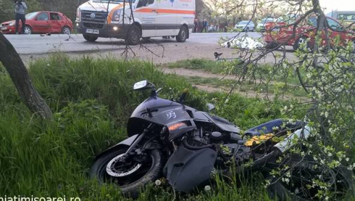 Accident groaznic în Timișoara. Un motociclist a murit după ce a fost lovit de două mașini