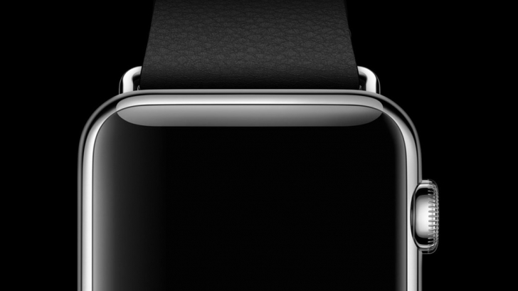 Testul nebun prin care poate fi trecut ceasul Apple: Îl găurește cu bormașina!