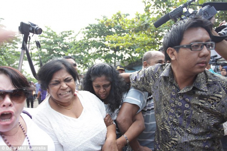 Indonezia nu are milă! Australienii condamnaţi la moarte, vizitaţi în închisoare de rude
