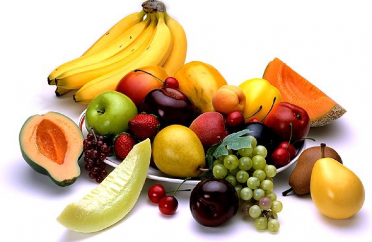 FRESH REFRESH! Ce substanta importanta pentru organism se gaseste in fructe?