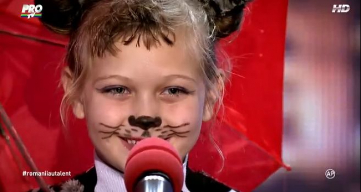 ROMANII AU TALENT. Fetiţa, costumată în pisică! Răspunsul micuţei dacă ar câştiga marele premiu