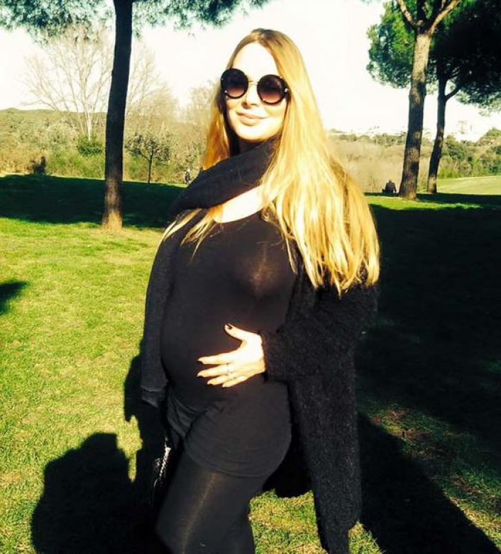 Cristina Cepraga, însărcinată în 8 luni