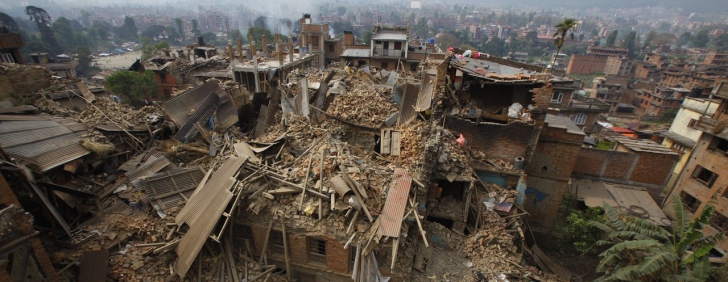 Încă un cutremur în Nepal: replică violentă, de 6,7 grade pe scara Richter. Resimţit şi în India 