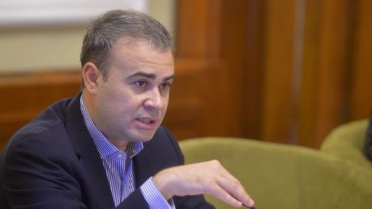 Darius Vâlcov a demisionat din Parlament