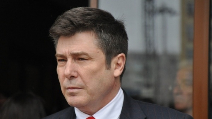 Președintele CJ Argeș, Florin Tecău, adus cu mandat la DNA, pentru fapte din 2010
