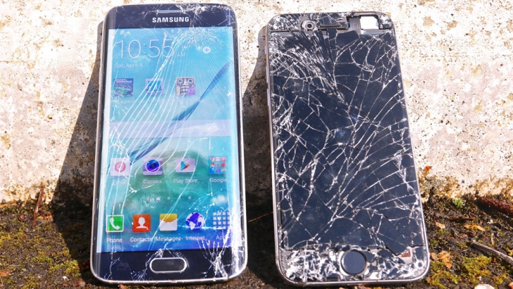 S-au făcut zob! Ce se întâmplă când dai un Galaxy S6 Edge și un iPhone 6 de pământ